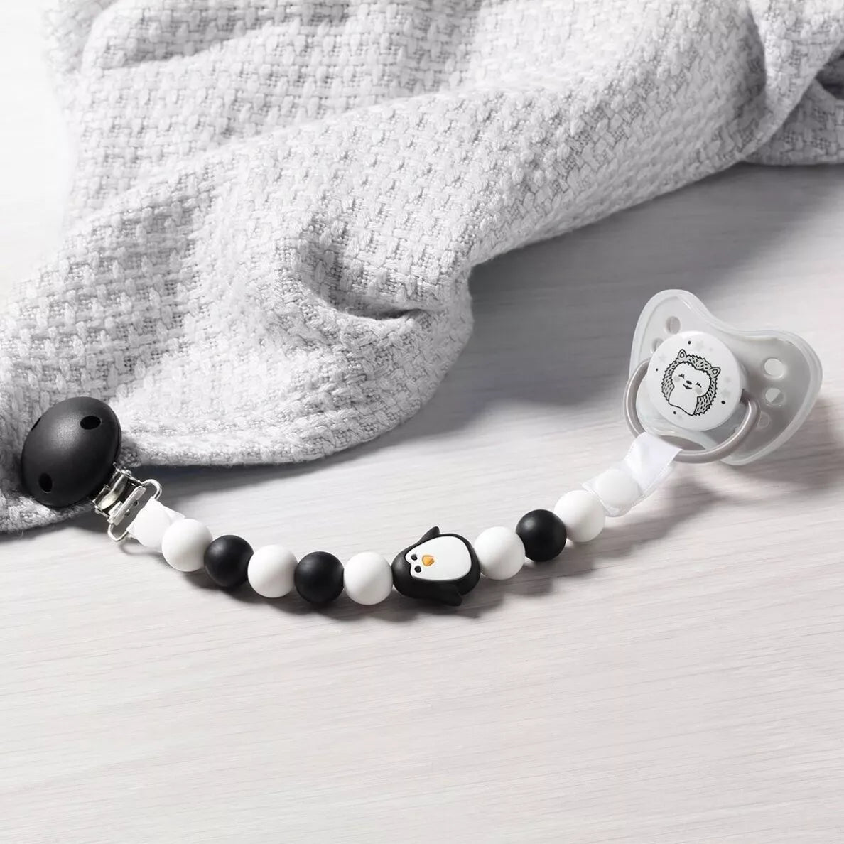 Čiulptuko laikiklis BabyOno PENGUIN, 719/05