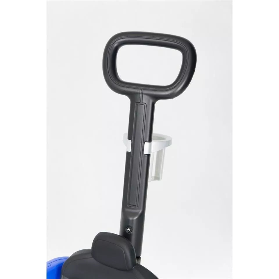 Paspiriama mašina  MERCEDES C63