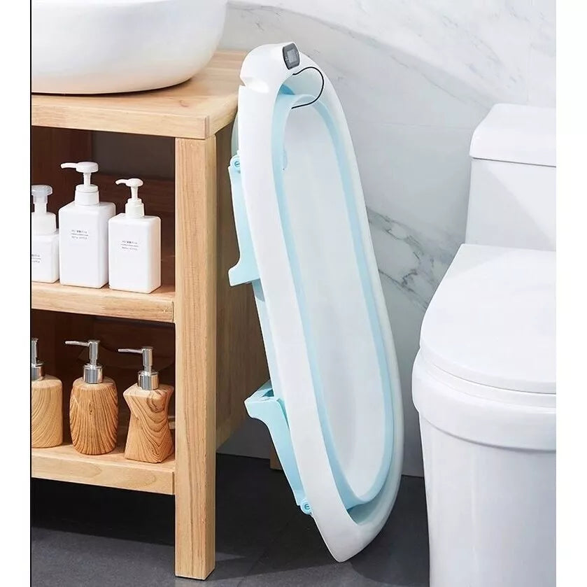 Sulankstoma kūdikio vonelė su termometru ir pagalve BATH&CARE Pink